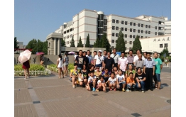 惠爾元老及家（jiā）屬在清（qīng）華大學